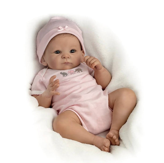 Little Peanut Lifelike Poseable So Truly Real Baby Girl Doll